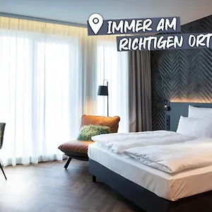 Loginn Airport Berlino