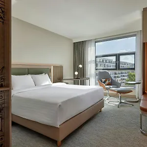 Отель Courtyard By Marriott Center