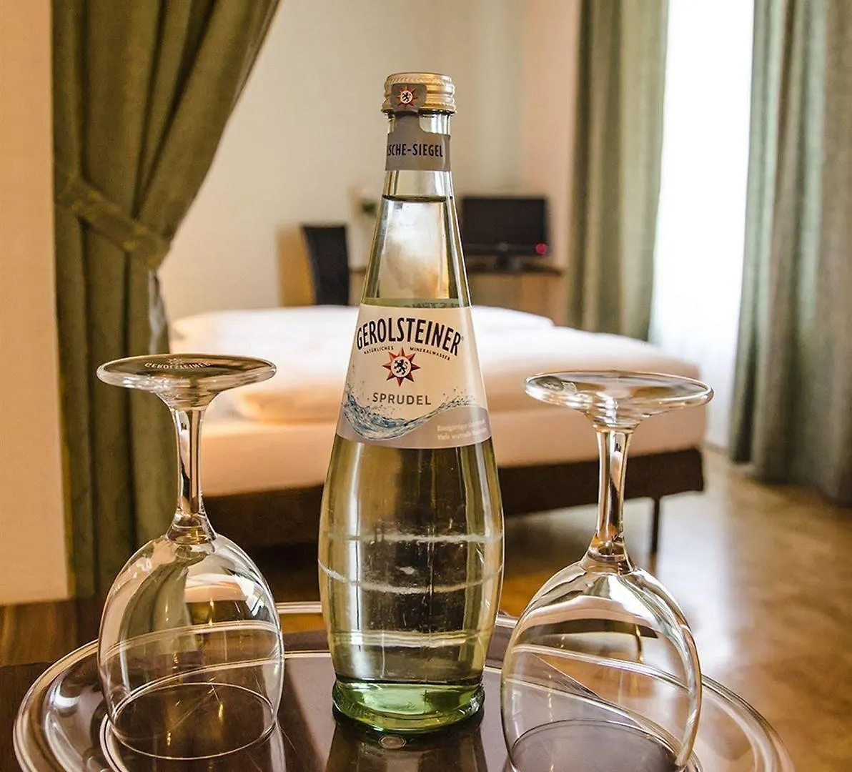 Hotel-Pension Victoria Berlim 2*,